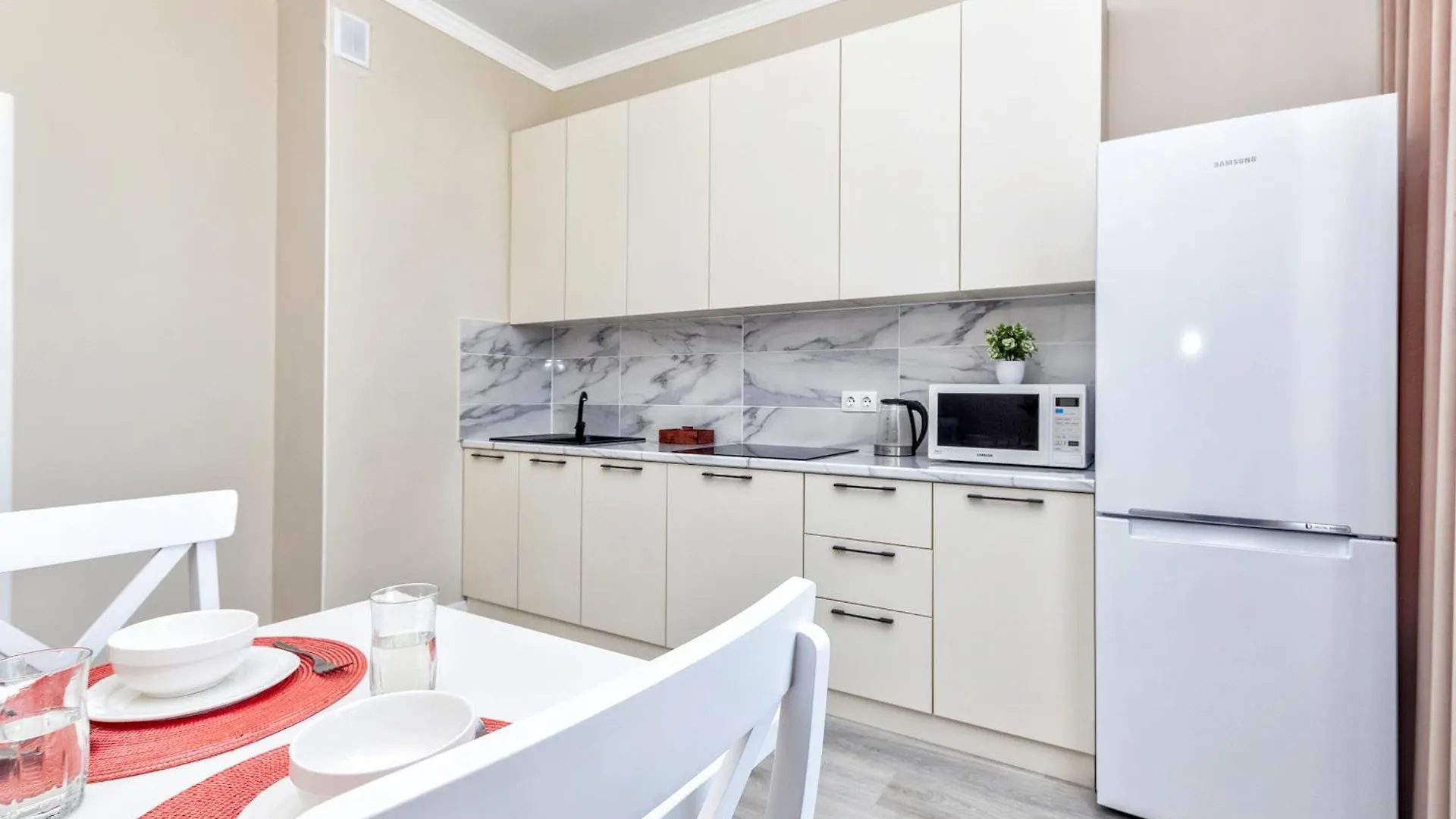 Grand Turan Business One-Room Apartments Nur-Sultan