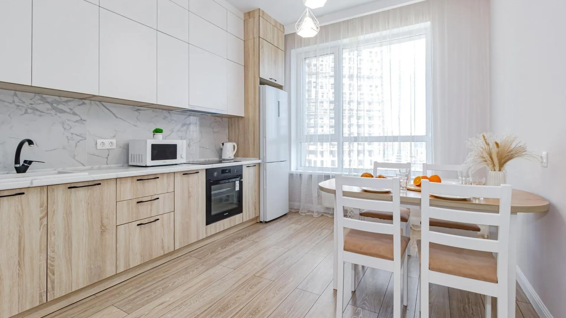 Grand Turan Business One-Room Apartments Nur-Sultan  Nur-Sultan (Astana)