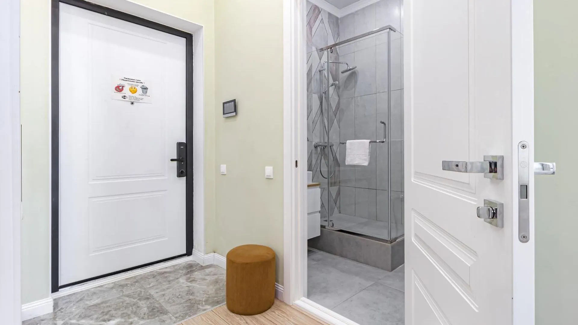 Grand Turan Business One-Room Apartments Nur-Sultan