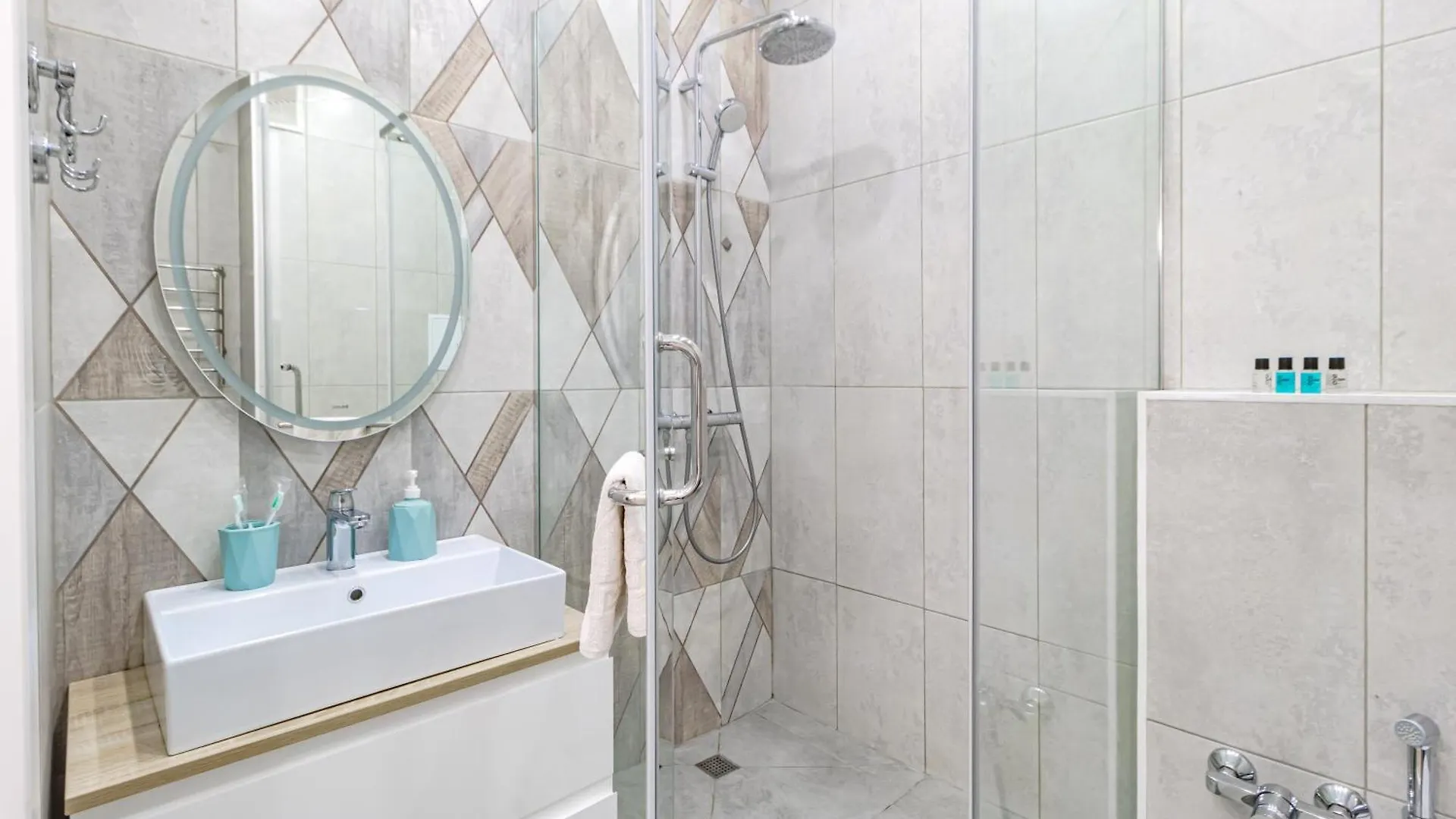 Grand Turan Business One-Room Apartments Nur-Sultan