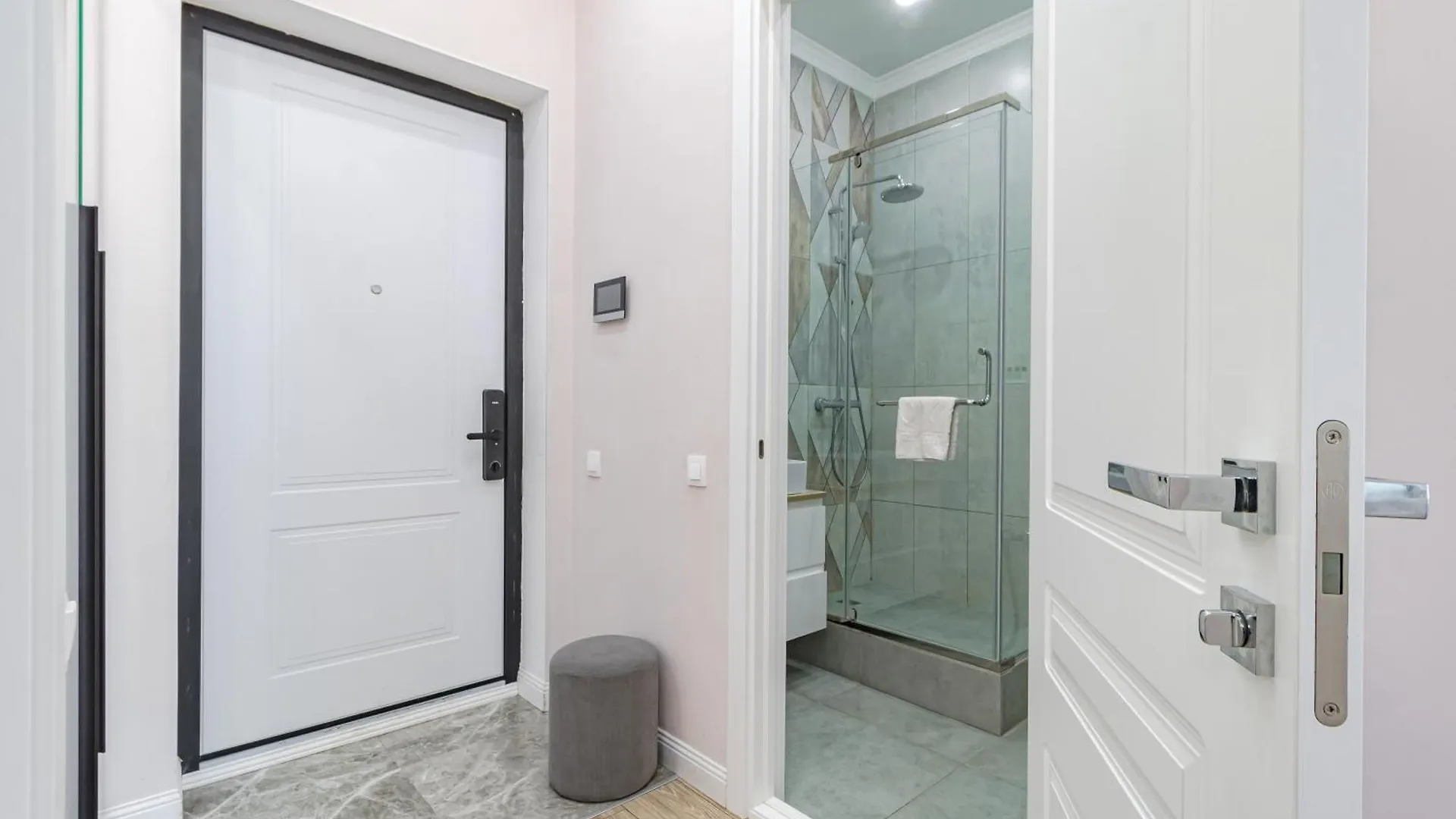 Grand Turan Business One-Room Apartments Nur-Sultan  0*, Nur-Sultan (Astana)