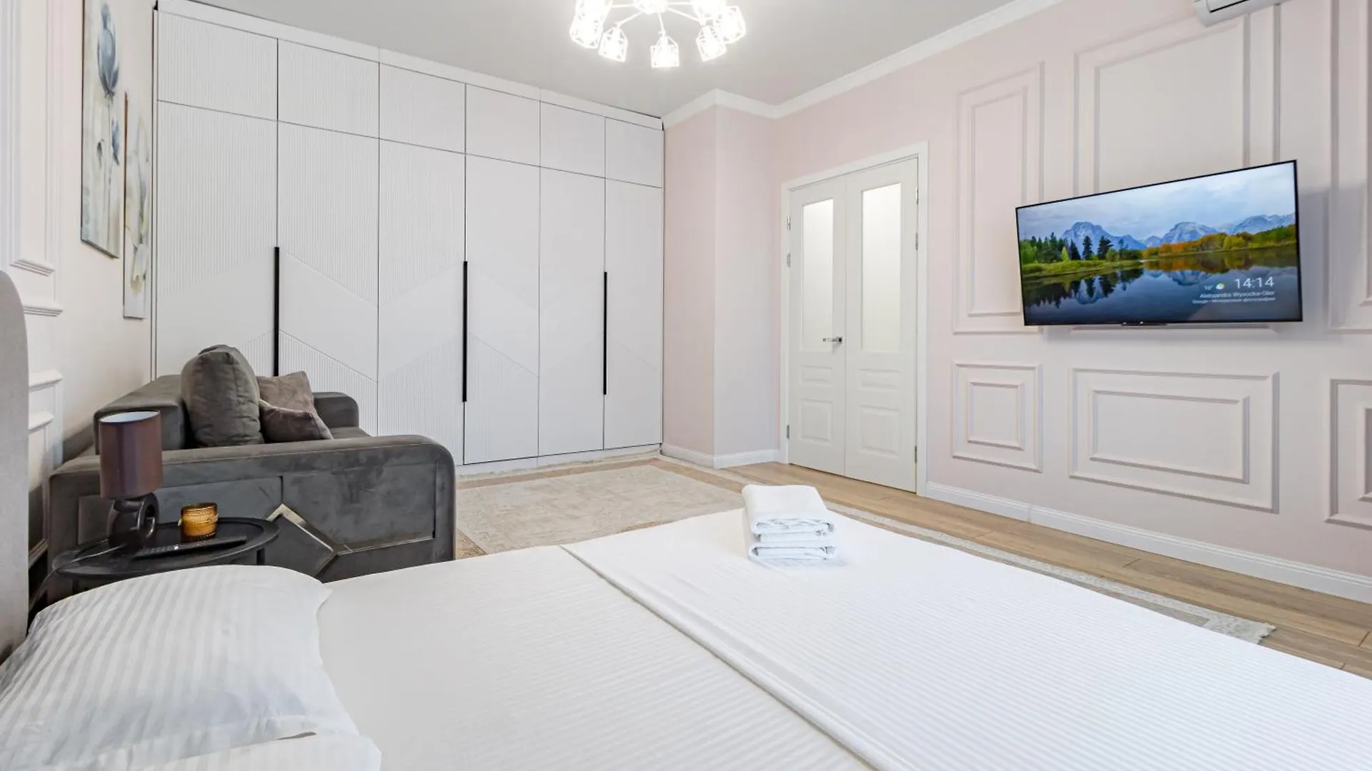 Grand Turan Business One-Room Apartments Nur-Sultan