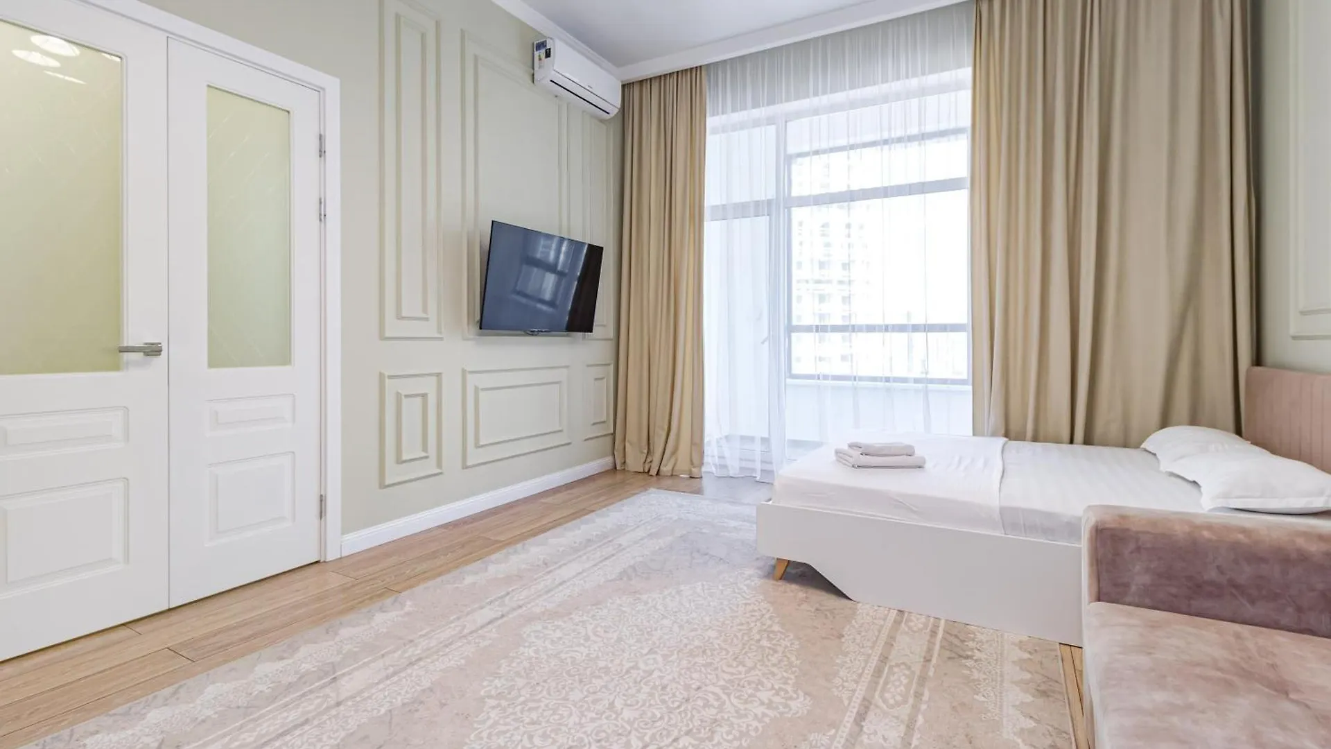 Grand Turan Business One-Room Apartments Nur-Sultan  Kazakhstan