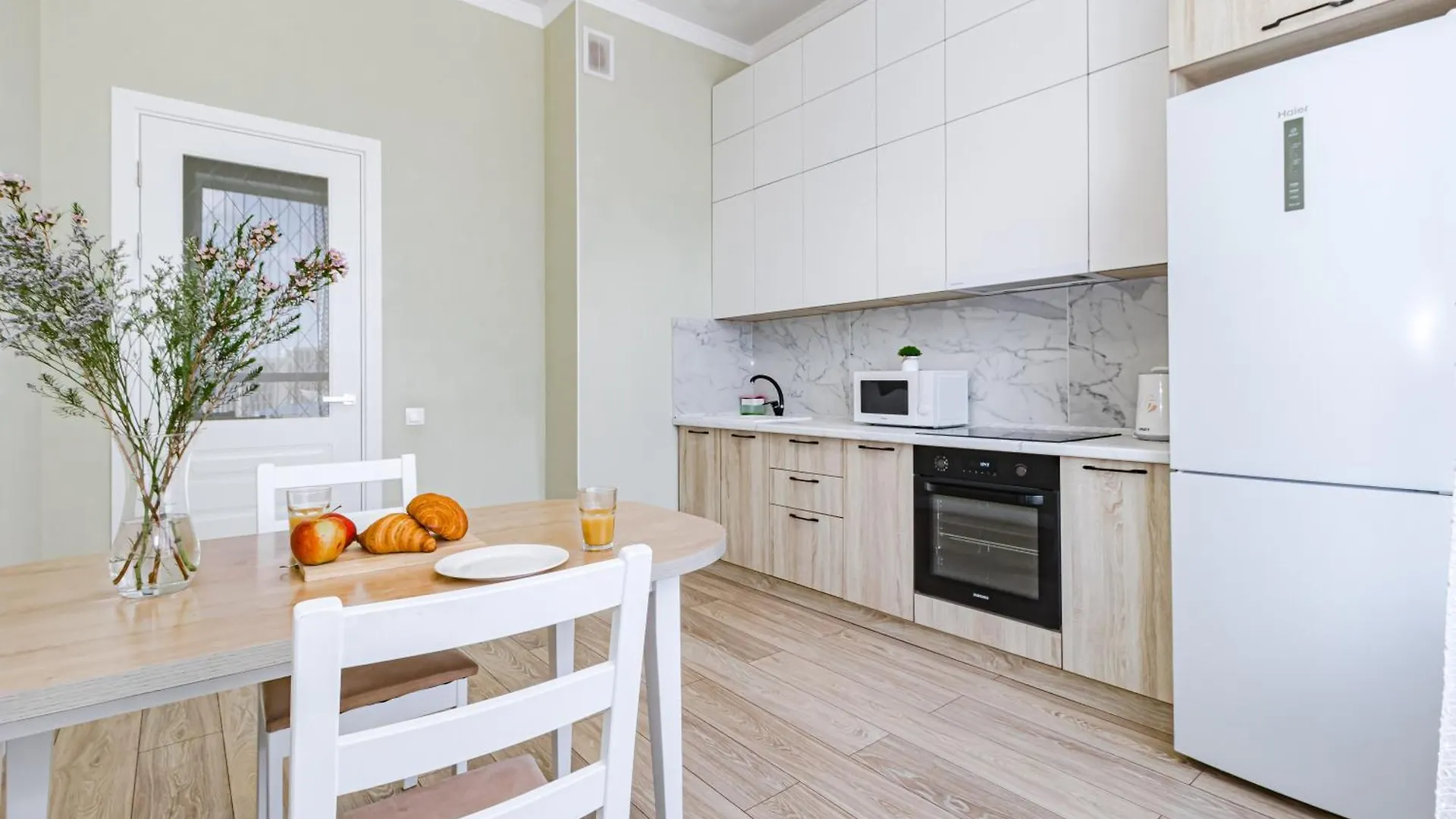 Grand Turan Business One-Room Apartments Nur-Sultan