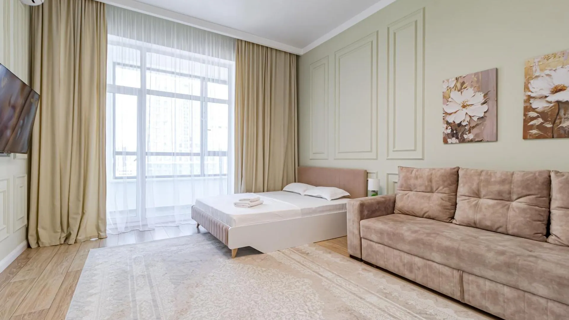 Grand Turan Business One-Room Apartments Nur-Sultan